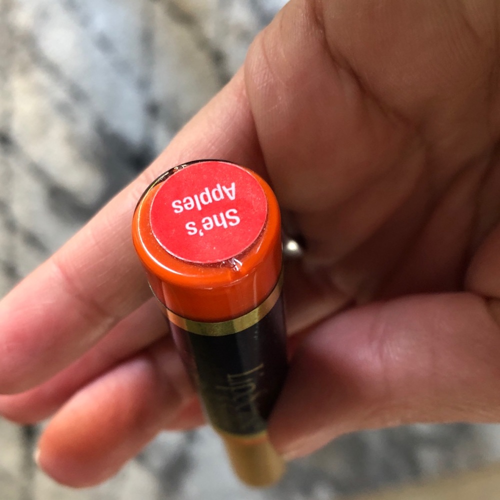 She’s Apples Lipsense